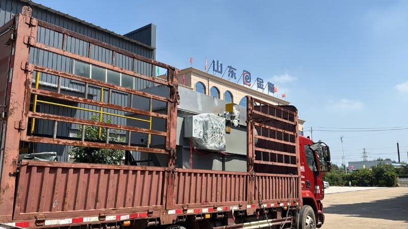 金日發(fā)貨！3立方平流式溶氣氣浮機(jī)助力水產(chǎn)加工污水處理 (2).JPG